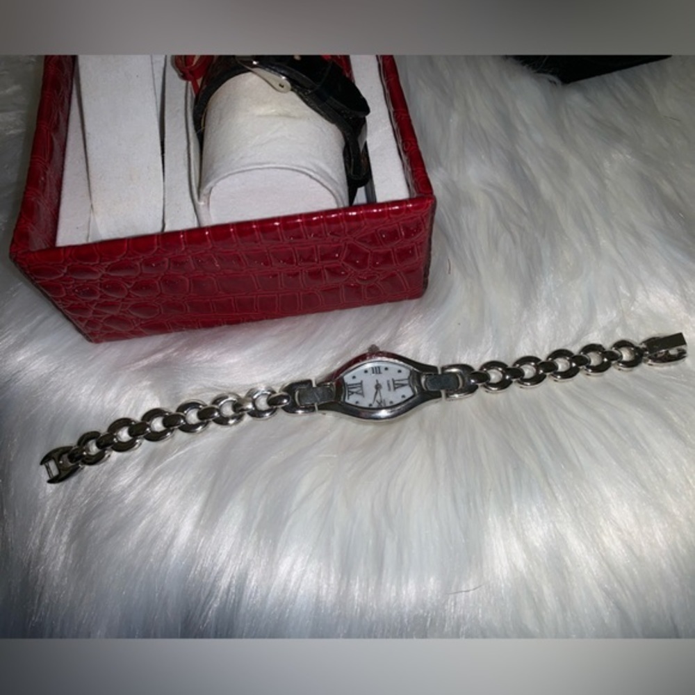 Interchangeable Band Quartz Watch Set - Picture 6 of 6
